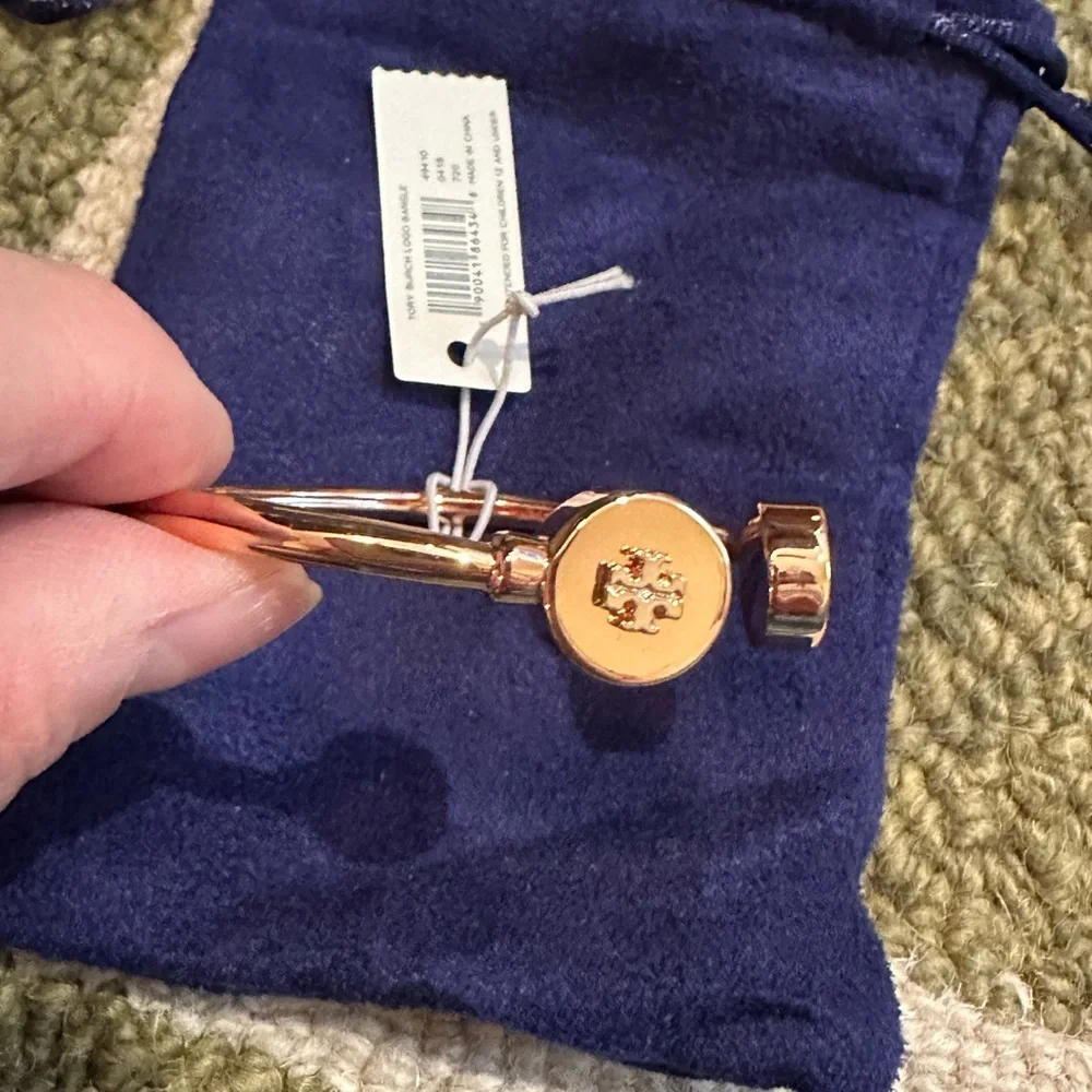 Tory‎ Burch Rose Gold Logo Bangle Bracelet NWT